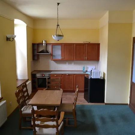 Stará škola Vysoké žibřidovice